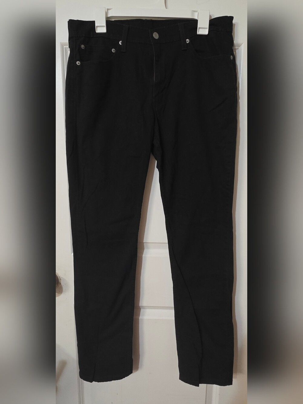 Levi’s Straight Leg 5 Pocket Jeans Solid Black 34x34 Immaculate Condition